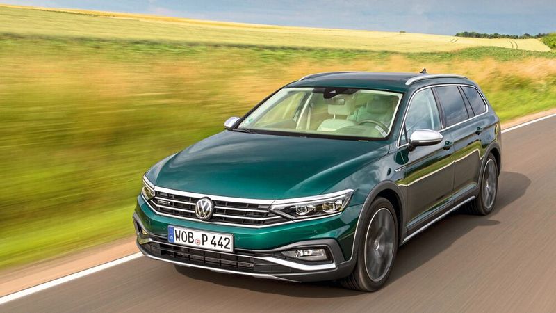 Platz eins im Segment der Mittelklasse im Gesamtjahr 2022: VW Passat mit 39.261 Neuzulassungen. (Bild: Volkswagen)