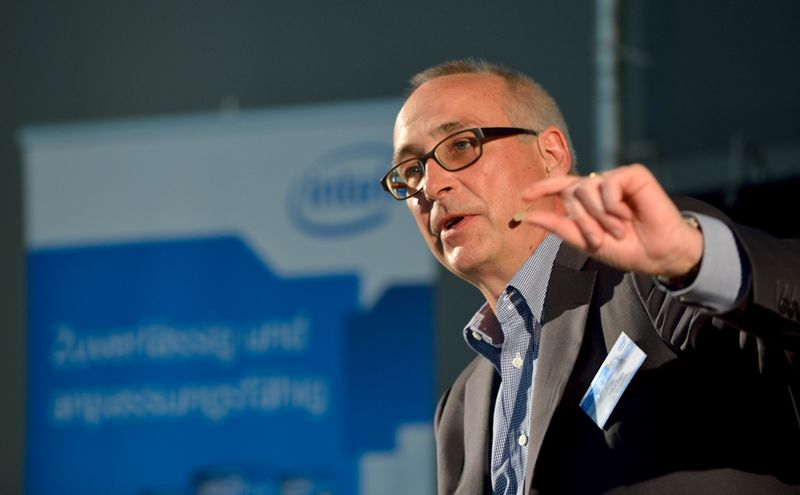 Mike Cato (Intel) hielt die Begrüßungsrede. (Intel)