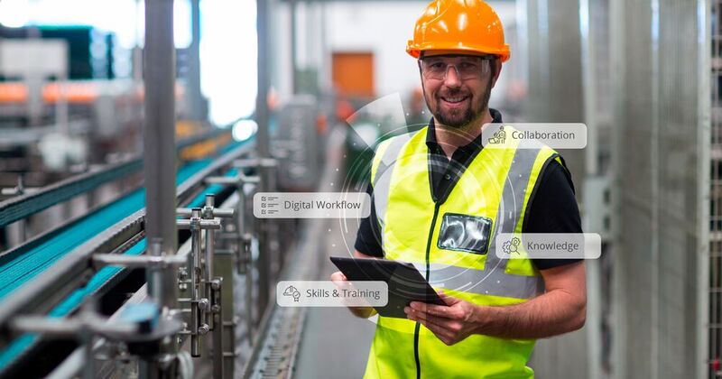 Mit smartem Skillmanagement steuert die Connected Worker Suite von Augmentir Industriearbeiter.