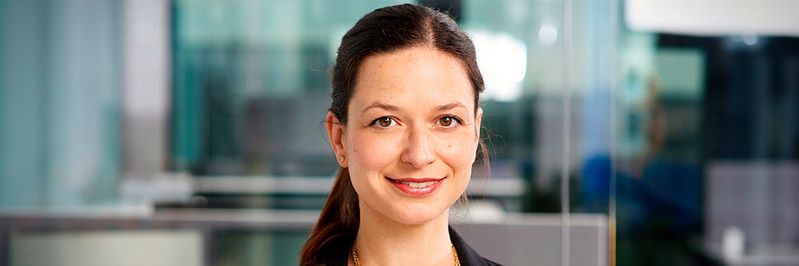 Die Autorin: Sandra Bartl ist Communications & Customer Marketing Managerin bei Board Deutschland Die Autorin: Sandra Bartl ist Communications & Customer Marketing Managerin bei Board Deutschland