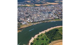 Ineos betreibt am Standort Köln eine Reihe von Produktionsanlagen zur Herstellung von Basischemikalien. (Bavaria Luftbild Verlagsgesellschaft/ Ineos)