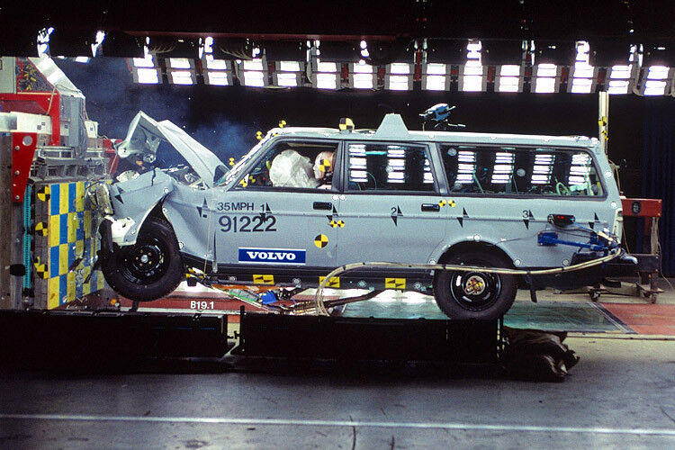 Volvo 245 Crashtest (Foto: Volvo)