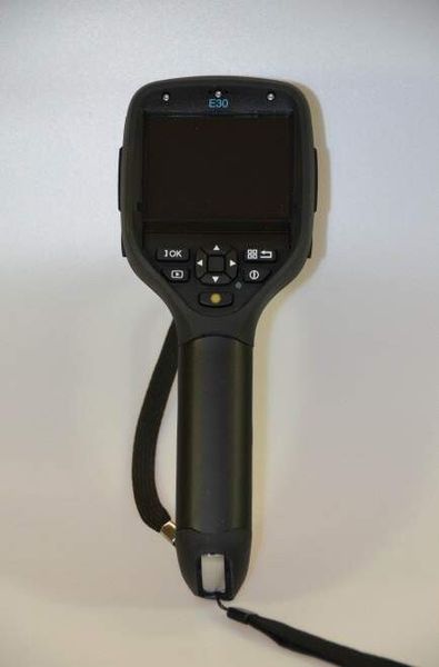 Flir E30 Wärmebildkamera (Quelle: Fraunhofer IOSB)