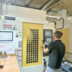 De la Robodrill 21 outils aux futures 56 outils : les années de confiance entre Walter Meier et la Manufacture La Joux-Perret ont conduit l'entreprise à investir dans trois Robodrill 42 outils en quatre ans seulement, et une commande pour la prochaine version en 56 outils est déjà à l'étude.(Source :  Marina Hofstetter)