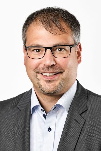 Bernhard Kiechl übernimmt ab 2019 die Geschäftsführung von Schneider Electric in der Schweiz. Damit folgt er auf Simon Ryser, der das Unternehmen auf eigenen Wunsch verlässt. Kiechl ist seit 2005 für das Unternehmen tätig und bringt Erfahrungen im Business Development wie auch im Produkt-, Channel- und Projektmanagement auf internationaler Ebene mit. (Schneider Electric)