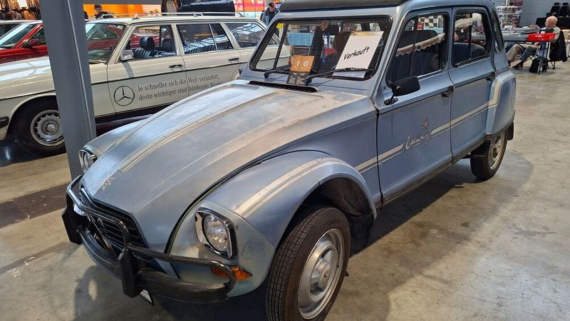 Obwohl lang nicht so populär wie die Ente, trug diese Dyane bereits am Freitag ein Verkauft-Schild. (Bild: Dominsky – VCG)