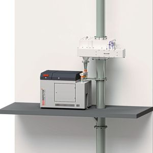 Die automatische Dichtemessung direkt aus einem Fallrohr ist hocheffektiv.(Bild:  Siebtechnik)