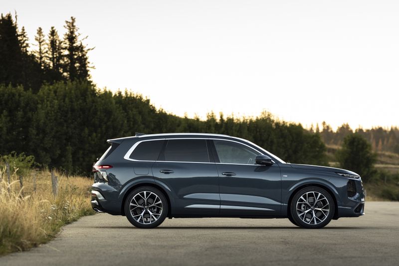 Die Preisliste des Audi Q7 beginnt knapp unter 90.000 Euro. (Bild: Audi)