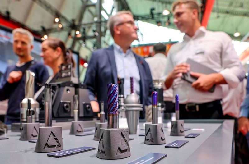 Nah dran an der Technik – Werkzeuginnovationen und Fachgespräche auf der AMB (Bild: Messe Stuttgart)