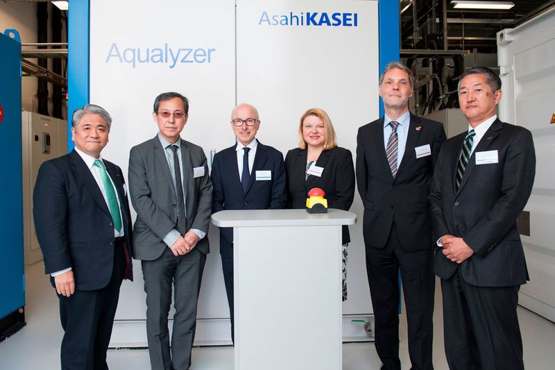 Press-the-Button ceremony at the hydrogen project in Herten, Germany. (Asahi Kasei)