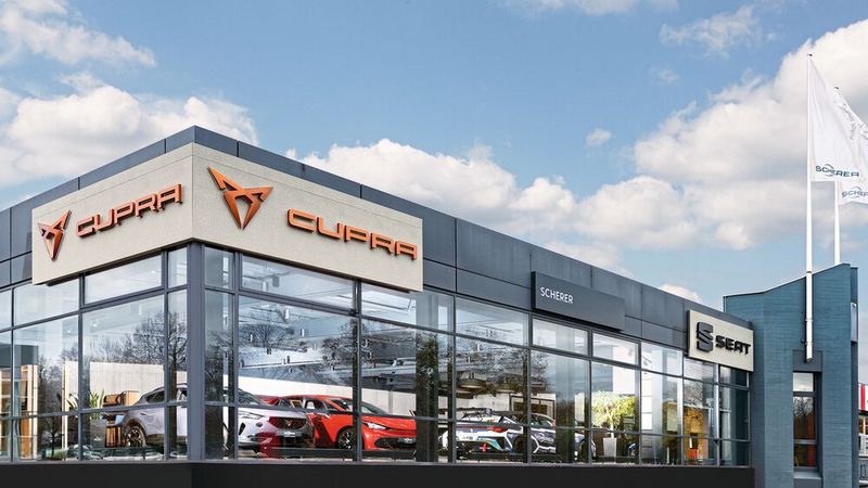 In Mainz hat die Scherer-Gruppe den Seat-Standort zu einer Cupra Garage umgestaltet.(Bild:  Torsten Gauls)