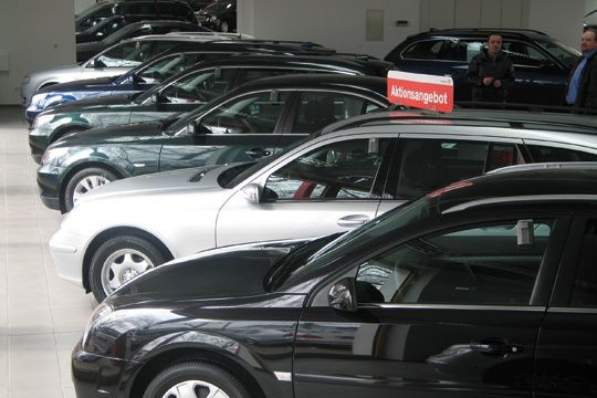 Das Frankfurter DB-Rent-Gebrauchtwagenzentrum ist 2008 in ein ehemaliges Opel-Autohaus umgezogen. (Archiv: Vogel Business Media)