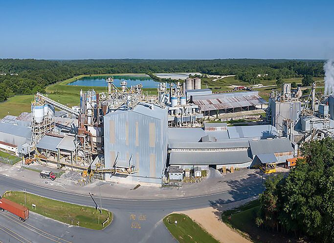 Das Bergbauwerk Quincy stellt mineralische Produkte auf Tonbasis her. (Birds Eye UAS/ BASF)