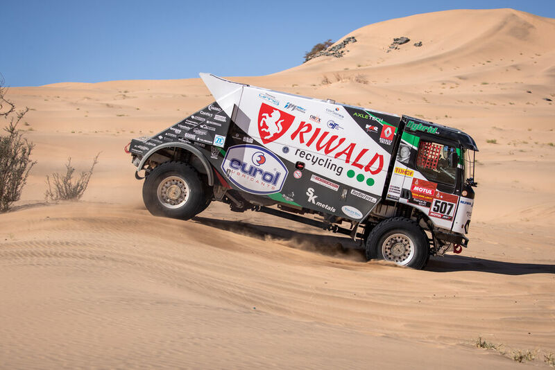 Mit E-Power durch die Dünen: der Truck Renault C460 Hybrid des Riwald-Teams bei der Rally Dakar (MKR Technology)