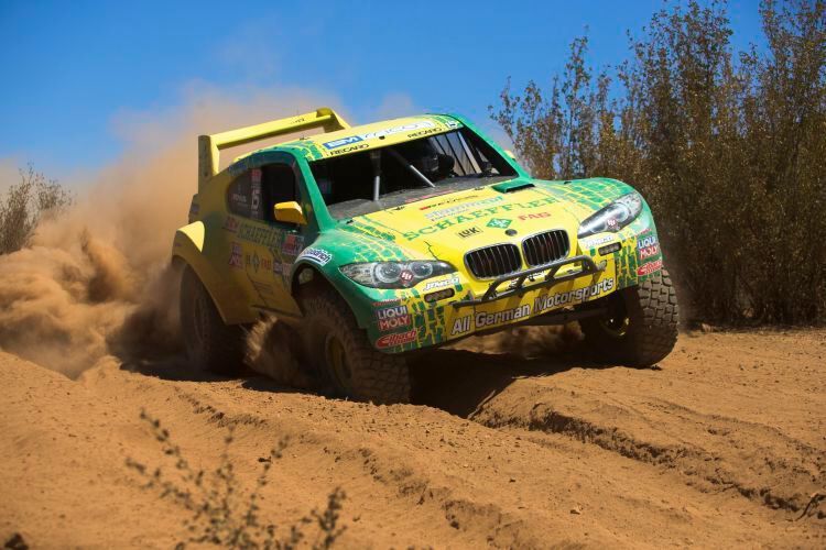 Seit 2007 startet Armin Schwarz bei der amerikanischen Wüstenrennserie SCORE International Off-Road Racing Series (u. a. Baja 1000) im All German Motorsports Team. 2009 holte Schwarz die Rennserie nach Deutschland. 2009 war er Mitinitiator der Baja 300 Powerdays Germany, der heutigen Baja Deutschland.  (Armin-Schwarz)