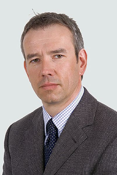 Gerhard Raatz, Leiter Direktvertrieb bei  Retsch Technology: „Derzeit ist ein sehr starkes Interesse an Partikelcharakterisierung in allen Bereichen zu verzeichnen, die sich mit der Herstellung und Anwendung  von Nanopartikeln beschäftigen.