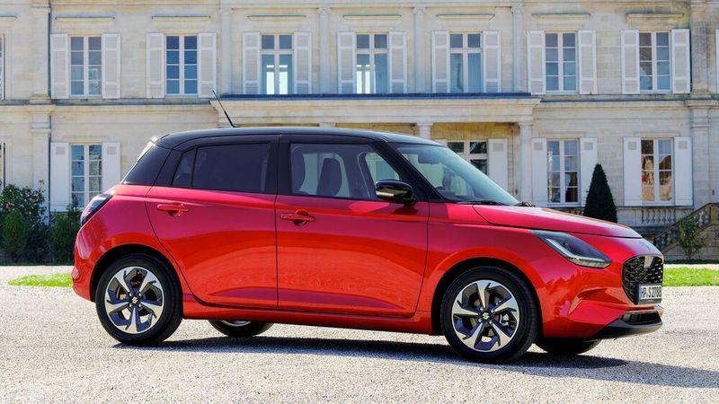 Die bekannte Form des 3,86 Meter kurzen Swift wurde weitgehend beibehalten. (Bild: Suzuki)