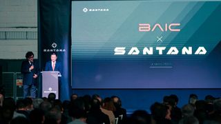Baic und Santana lassen die Fahrzeugproduktion in Linares (Spanien) wieder aufleben. (Bild: Santana Motors)