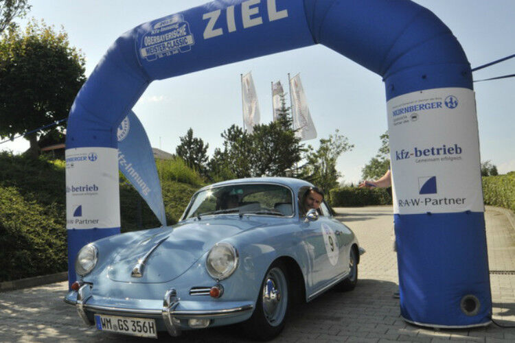 Geschafft: Ein Porsche 256 B (Baujahr 1962) auf den letzten Metern. (Foto: Zietz)
