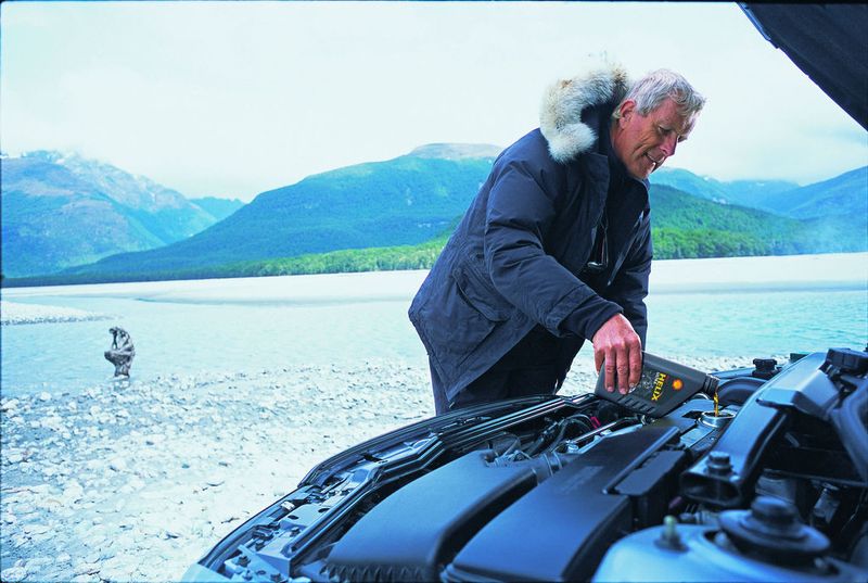 Mit der richtigen Dose Motorenöl an Bord ist die Situation „Ölkontrolle jetzt“ alles andere als ein Problem.  (Foto: Shell)