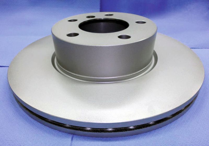 Abb. 7: Mit «X-Tec Eco» beschichtete Bremsscheibe, an Topf und Einstichkanal überlackiert mit fünf Mikrometer, farblich angepasstem und chemikalienbeständigem Topcoat «X-Protect Eco». (Bild: Nano-X)