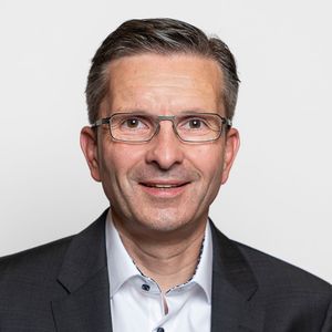 Andreas Koch ist Head of operational Business bei der Ferag. Er registriert: „Logistische Prozesse sind nicht das Kerngeschäft von Händlern. Deshalb brauchen sie dabei heute Unterstützung, die wir mit Automatisierung bieten können.“(Bild:  Ferag)