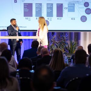 The project management team, Romy Arnold and Julian Reime (from left to right), provided insights into the latest figures, facts and programme highlights of AMB 2026 during the AMB Preview.(Source:  Frank Eppler/ Messe Stuttgart)