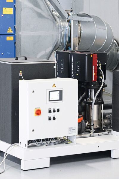Die VCN mass turning setzt auf ein zentrales Kühlsystem der klh Kühlsysteme GmbH mit einer Leistung von 130 kW.  (Sputnik GmbH / Maik Porsch)