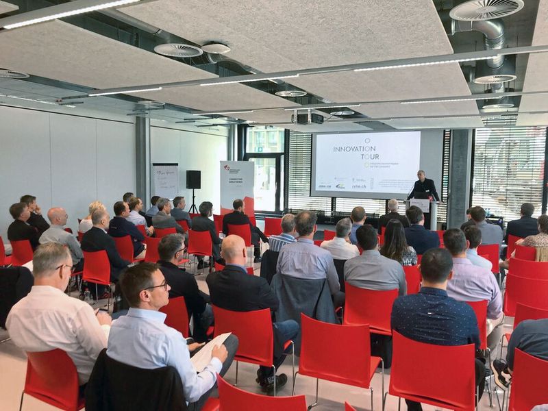 Cette 2ème mission de l'Innovation Tour a eu lieu à la Swiss Smart Factory du Switzerland Innovation Park à Bienne. (Source : FSRM)