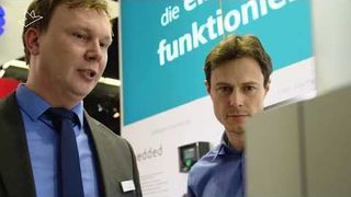 Lassen sich moderne Human-Machine-Interfaces auf Embedded-Hardware programmieren? (YouTubePlayer_iNB9anqSnlY _ELEKTRONIKPRAXIS)