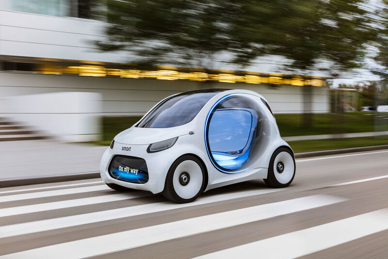 Diesen völlig autonom fahrenden E-Smart präsentiert Daimler auf der IAA 2017. (Daimler AG)