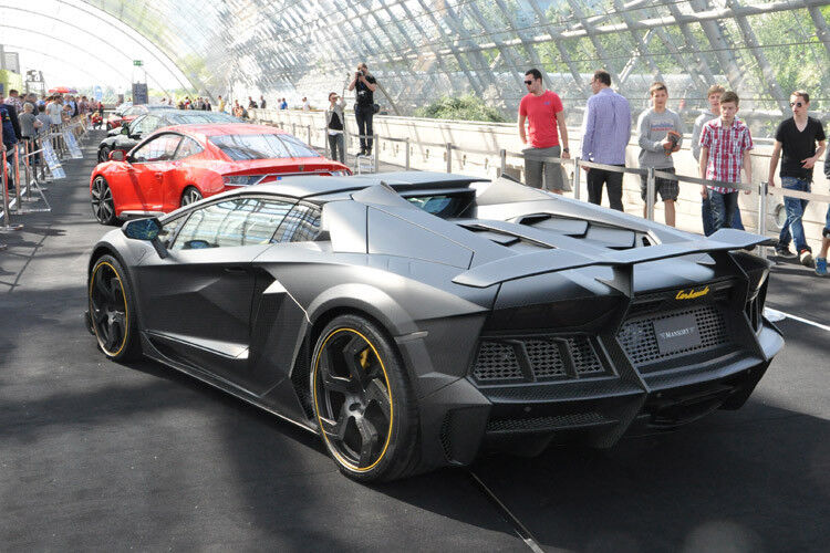 In der Sonderausstellung „Luxusautos“ war dieser vom Veredler Mansory umgebaute Lamborghini zu sehen. Wert: 1,3 Millionen Euro. (Foto: Grimm)