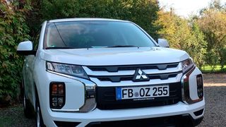 Mitsubishi hat das Kompakt-SUV ASX gründlich überarbeitet.  (Simon/»kfz-betrieb«)