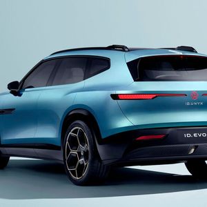 Der ID Evo basiert auf einer 800-Volt-Architektur, was schnelle Ladevorgänge verspricht.(Bild:  VW)