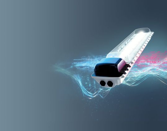 Mit der Exlux Pro 6009 bietet R. Stahl eine Lösung, die Sicherheit, Effizienz und Digitalisierung vereint – für leuchtende Perspektiven in jeder Situation.(Bild:  R. Stahl)