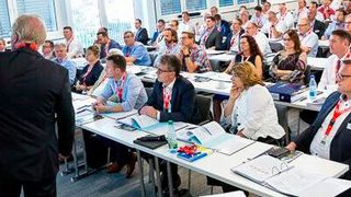 Rekordbesuch: Mit über 90 Teilnehmern war der EMS-Tag so gut besucht wie noch nie. (Bild: Stefan Bausewein)