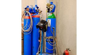 Die japanische Taiyo Nippon Sanso Corporation übernahm das europäische Industriegasegeschäft des US-amerikanischen Konzerns Praxair. (gemeinfrei)