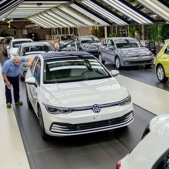 Für rund 80.000 Beschäftigte bei VW in Deutschland gilt bereits Kurzarbeit. Für rund 80.000 Beschäftigte bei VW in Deutschland gilt bereits Kurzarbeit.