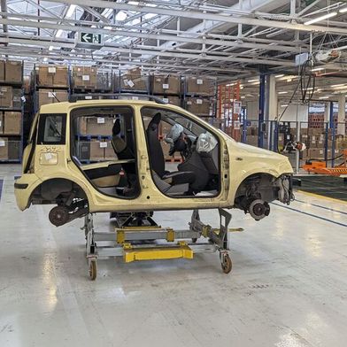 Immer mehr Autohersteller wollen die Fahrzeugverwertung und damit das Geschäft mit Gebrauchtteilen unter ihre Kontrolle bringen. (Bild: Rosenow – VCG)