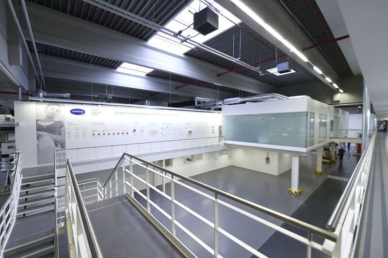 Besucherempore im Medical Innovation Center. (Bild: KD Busch, Fellbach)