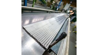 Produktion von Edelstahlrohren im Schoeller Werk. (Schoeller Werk)