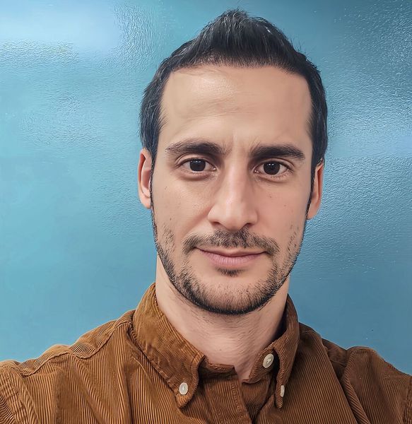 Simone Anzá, ehemaliger Doktorand an der Universität Göttingen und am Deutschen Primatenzentrum in der Forschungsgruppe Soziale Evolution der Primaten. (Bild: Deutsches Primatenzentrum GmbH)