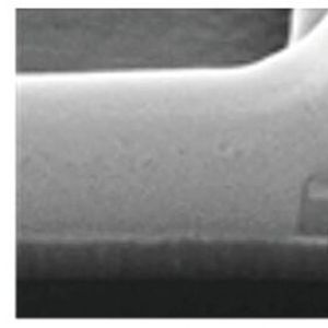 Image 3a: TEM images of (left) structured Metal-1 (M1) and Metal-2 (M2) NbTiN interconnect lines and via; (right) HZO capacitor with NbTiN electrodes.(Image: imec)