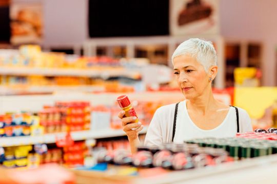 Das Deutsche Verpackungsinstitut wehrt sich gegen die Anfeindungen der Deutschen Umwelthilfe, deren aktualisierter „Verpackungs-Check“ unnötig viel Einweg sowie zu viel Plastik und Müll in Supermärkten und Discountern anprangert. Das Deutsche Verpackungsinstitut wehrt sich gegen die Anfeindungen der Deutschen Umwelthilfe, deren aktualisierter „Verpackungs-Check“ unnötig viel Einweg sowie zu viel Plastik und Müll in Supermärkten und Discountern anprangert.