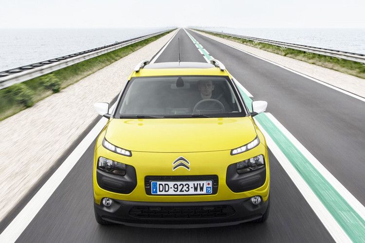 Der taufrische Citroën hat den Sexappeal eines SUV ohne jedoch eines zu sein. (Foto: Citroën)