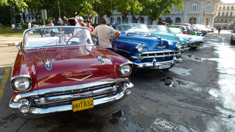 Die für Kuba so typischen Oldtimer waren allgegenwärtig. (Bild: Brodos)