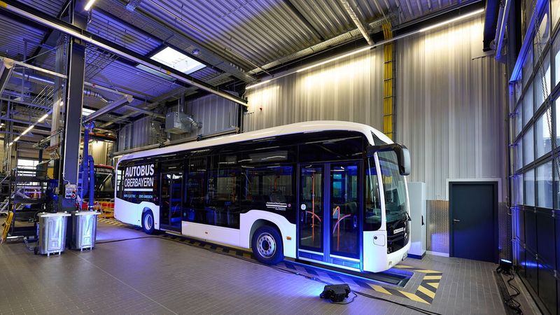 Aschheim ist Servicestützpunkt für Busse der Marken Mercedes-Benz und Setra. (Bild: © Daimler Truck AG)
