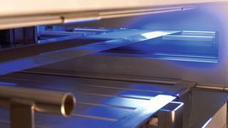 Mit neuen Methoden aus AQua kann die Qualität der Elektrodenbeschichtung automatisch überprüft werden.  (Irina Westermann, KIT)