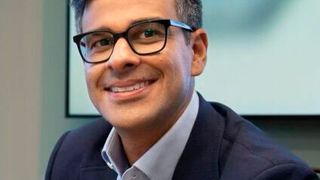 James Heppelmann (links) und Neil Barua (rechta) werden bis Februar 2024 eng zusammenarbeiten, um einen geordneten Übergang der Verantwortlichkeiten zu gewährleisten. (Bild: PTC)