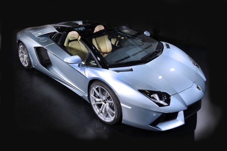 Lamborghini Aventador LP 700-4 Roadster. (Lamborghini)